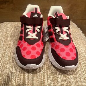 Adidas X_PLRPath Minnie EL C – Kids’ Size 2
NWT – Box Included